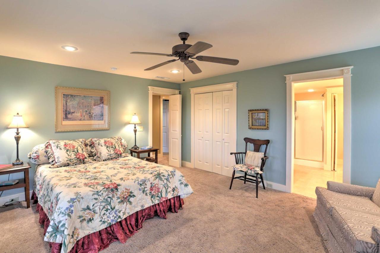 Beautiful Central Fayetteville Townhome With Views! Esterno foto