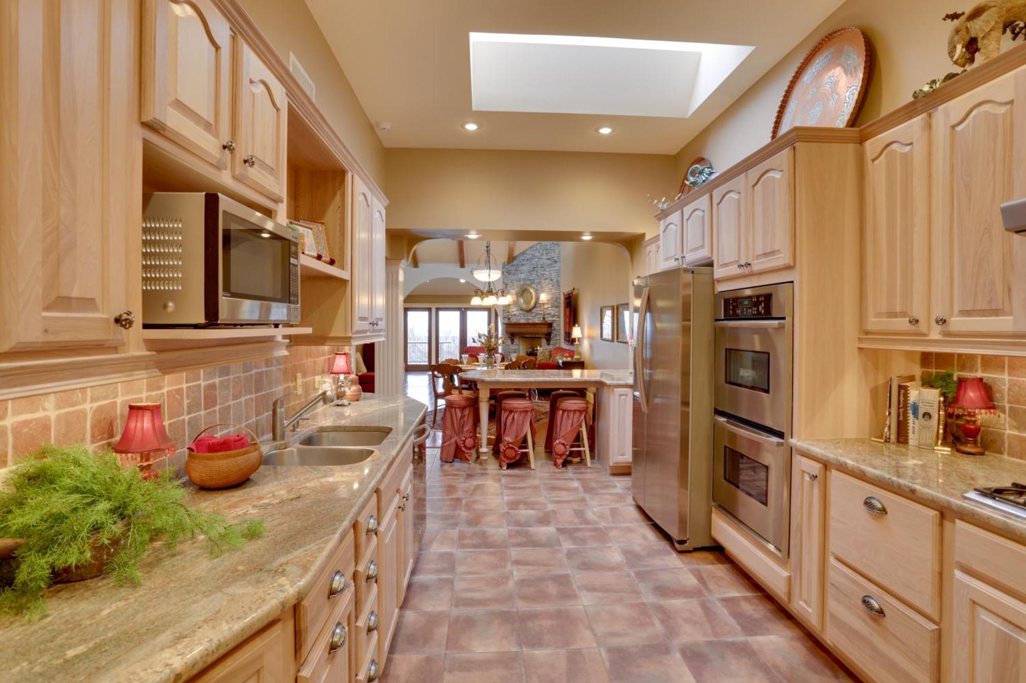 Beautiful Central Fayetteville Townhome With Views! Esterno foto